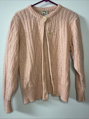 Hilda LTD 100% Pure Wool vintage pastel pink knit cardigan